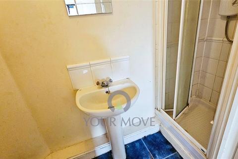 Flat 2, Barge House Evans Wharf, Hemel Hempstead, HP3 9WE