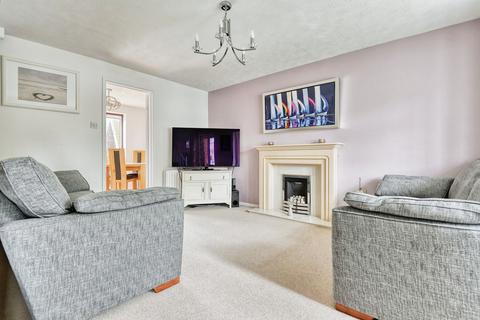 3 bedroom detached house for sale, Ashleigh Gardens, Leicester LE9