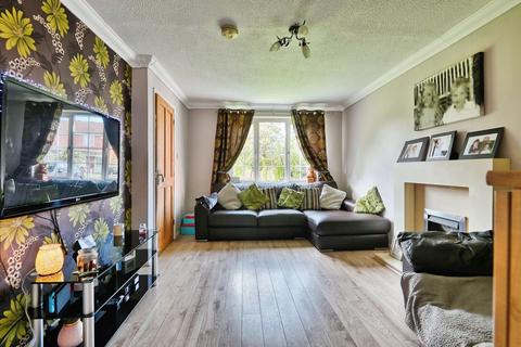 3 bedroom semi-detached house for sale, Nelson Drive, Leicestershire LE10