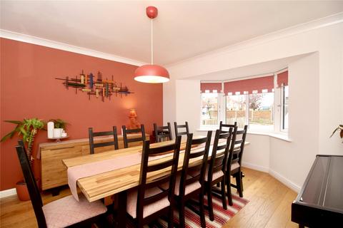 4 bedroom detached house for sale, Eastwoods Road, Leicestershire LE10