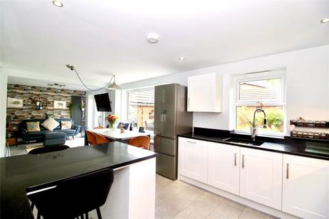 5 bedroom detached house for sale, Sunloch Close, Hinckley LE10