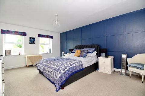 35 Sunloch Close, Burbage, Hinckley, LE10 2TT