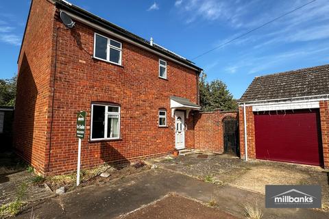 3 bedroom detached house for sale, Edenside Drive, Attleborough, Norfolk, NR17 2E