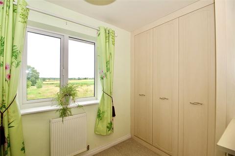 16 Convent Drive, Stoke Golding, Nuneaton, CV13 6JF