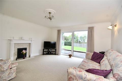 5 Church Close, Stoke Golding, Nuneaton, CV13 6HA