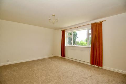 5 Church Close, Stoke Golding, Nuneaton, CV13 6HA
