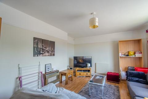 2 bedroom flat for sale, Cannon House, Hitchin SG4