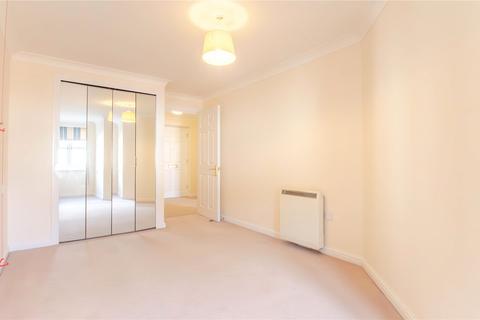 1 bedroom retirement property for sale, Paynes Park, Hertfordshire SG5