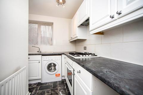 5c Brookside, Hoo, Rochester, ME3 9AR