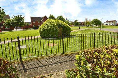 4 bedroom terraced house for sale, Baryntyne Crescent, Rochester ME3