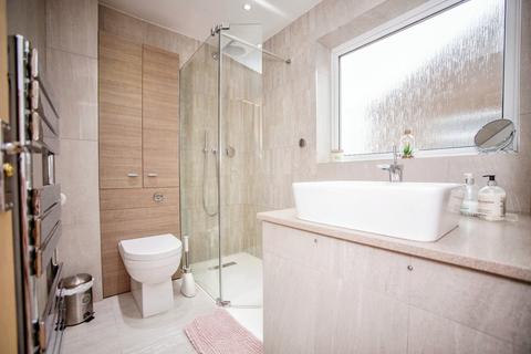 13 Binney Road, Allhallows, Rochester, ME3 9QP