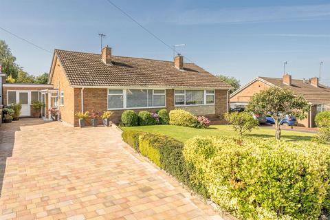 3 bedroom semi-detached bungalow for sale, Woodland Close, Stourbridge, DY9 0TQ