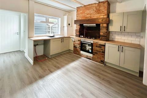 3 bedroom terraced house to rent, Lower Granby Street, Derbyshire DE7
