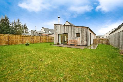 11 Carn Glas, Drumnadrochit, Inverness, IV63 6AF