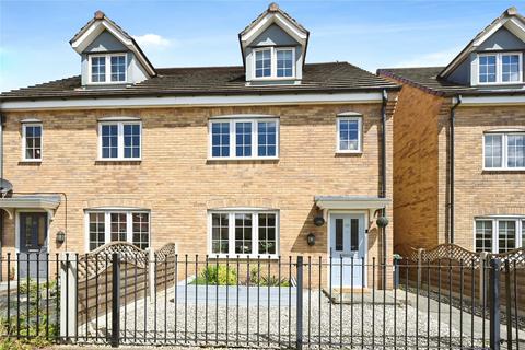 4 bedroom semi-detached house for sale, Cornmill Road, Nottinghamshire NG17