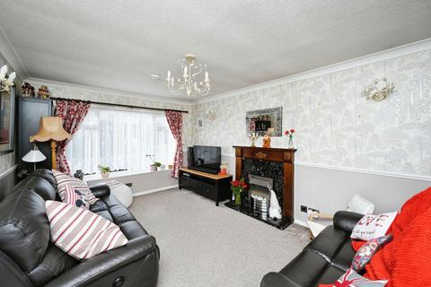 3 bedroom detached house for sale, Dabek Rise, Nottingham NG17