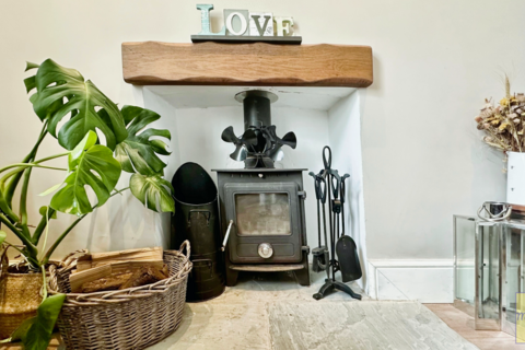 301 Graig Road, Godrergraig, Swansea, SA9 2NZ