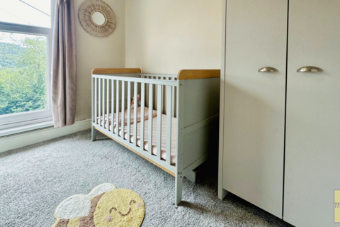 301 Graig Road, Godrergraig, Swansea, SA9 2NZ