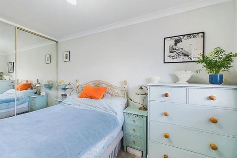 22 Manor View, Par, PL24 2EN