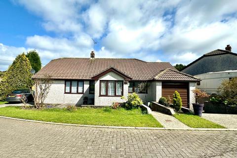 1 Kent Close, St Dennis, St Austell, PL26 8DP