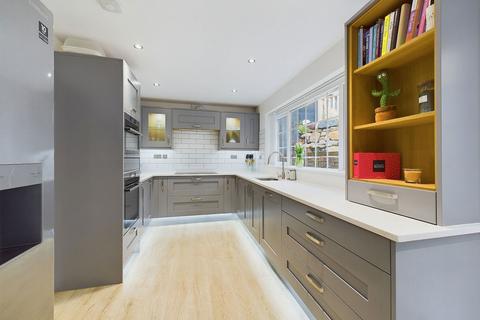 31 Cooperage Road, Trewoon, St Austell, PL25 5SH