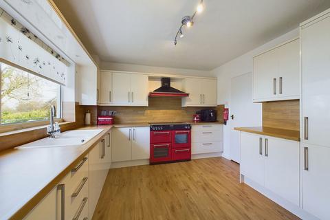 51 Beach Road, Carlyon Bay, St Austell, PL25 3PQ