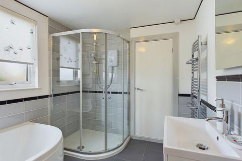 51 Beach Road, Carlyon Bay, St Austell, PL25 3PQ