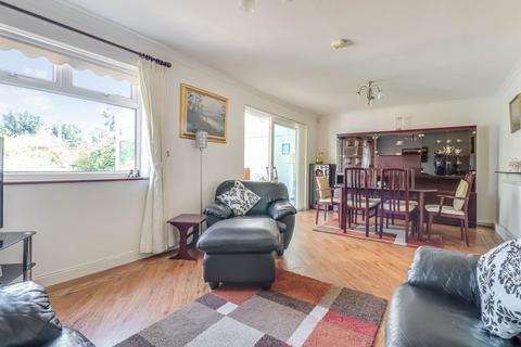 48 Raphael Drive, Shoeburyness, Southend-on-sea, SS3 9UW