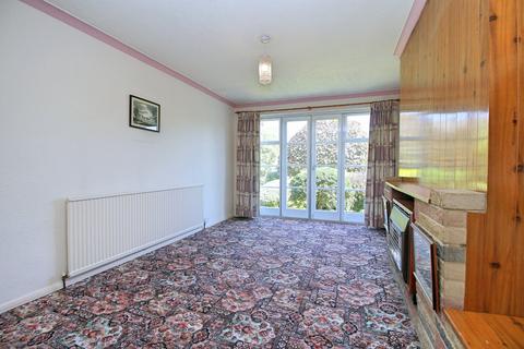 3 bedroom semi-detached house for sale, Roundhill Avenue, Bingley, West Yorkshire, BD16