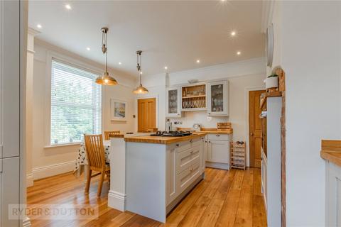 2 Binn Road, Marsden, Huddersfield, HD7 6HF