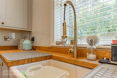 2 Binn Road, Marsden, Huddersfield, HD7 6HF