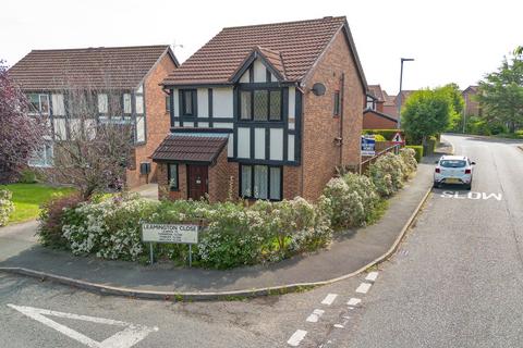 3 bedroom detached house for sale, Malvern Close, Great Sankey, WA5