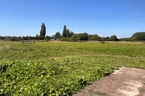 Land for sale, Thorpe Le Soken