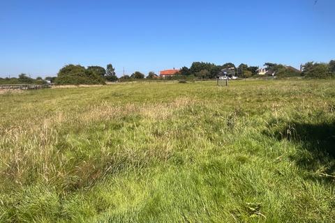 Land for sale, Thorpe Le Soken