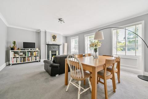 3 bedroom flat for sale, Newington Green, Stoke Newington