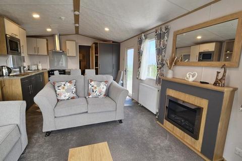 2 bedroom static caravan for sale, Meadows Retreat Lodge Park