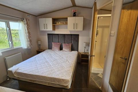 2 bedroom static caravan for sale, Meadows Retreat Lodge Park