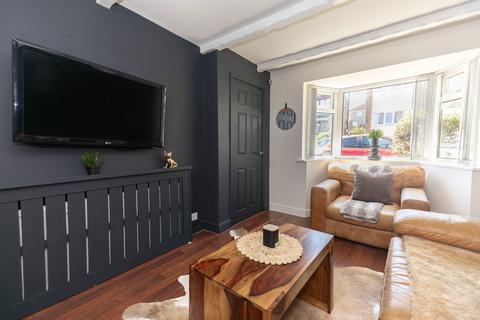 10 Barlow Road, Sheffield, S6 5HR
