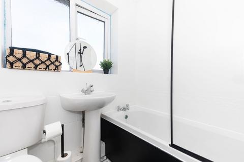 10 Barlow Road, Sheffield, S6 5HR