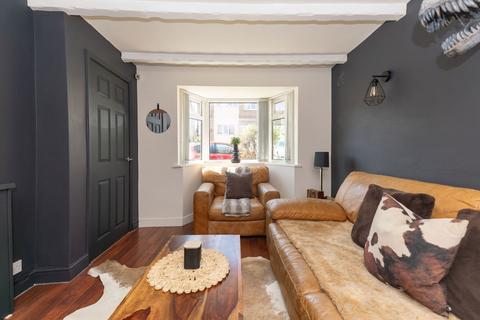 10 Barlow Road, Sheffield, S6 5HR
