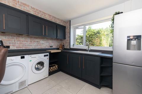 10 Barlow Road, Sheffield, S6 5HR