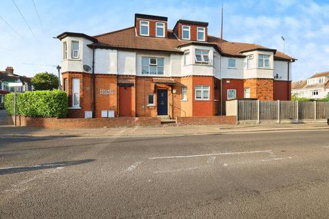 3 bedroom apartment for sale, Valkyrie Road, Westcliff-on-sea, SS0
