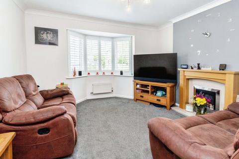 3 bedroom detached house for sale, Darwin Close, Stone ST15