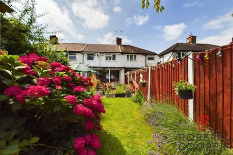 18 Trevor Crescent, Ruislip, HA4 6NE