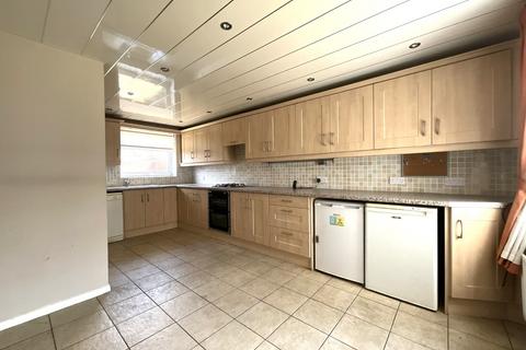 3 bedroom semi-detached house for sale, Delaval Court, South Shields, Tyne and Wear, NE33