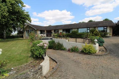 4 bedroom detached bungalow for sale, CLIFTON REYNES, NR OLNEY