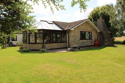 4 bedroom detached bungalow for sale, CLIFTON REYNES, NR OLNEY