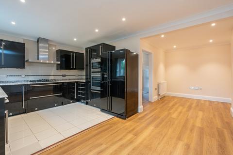 17 Brook Lane, Berkhamsted, HP4 1SX