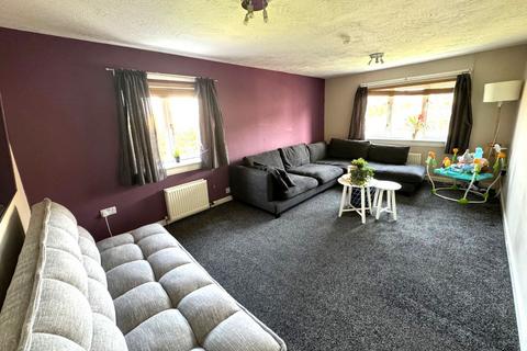 16 Brankholm Brae, Rosyth, Dunfermline, KY11 2UN