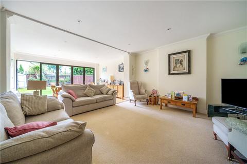 6 Rawlings Close, Beckenham, BR3 3GR